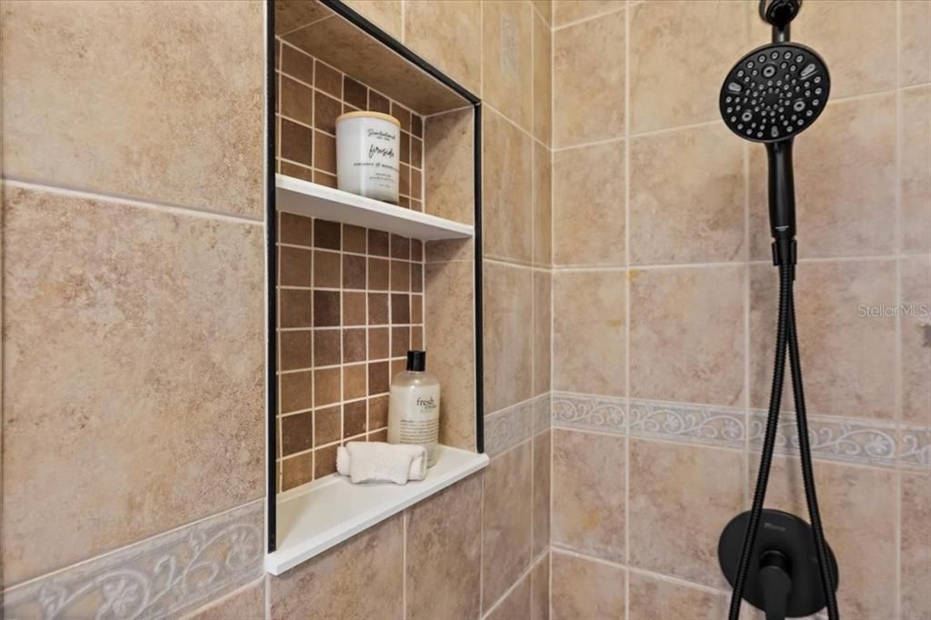 For Sale: $525,000 (3 beds, 2 baths, 1540 Square Feet)