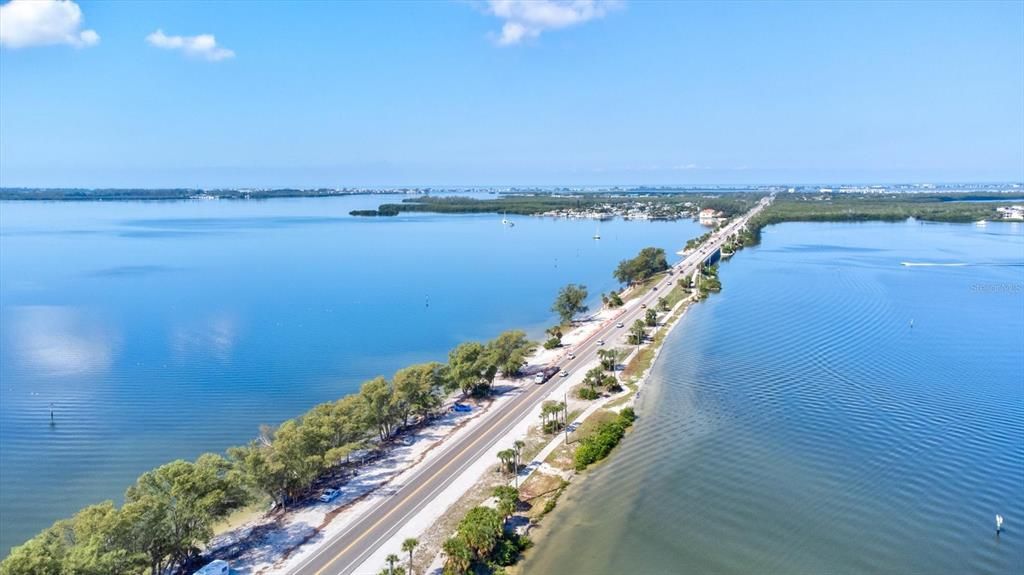 На продажу: $329,900 (0.25 acres)