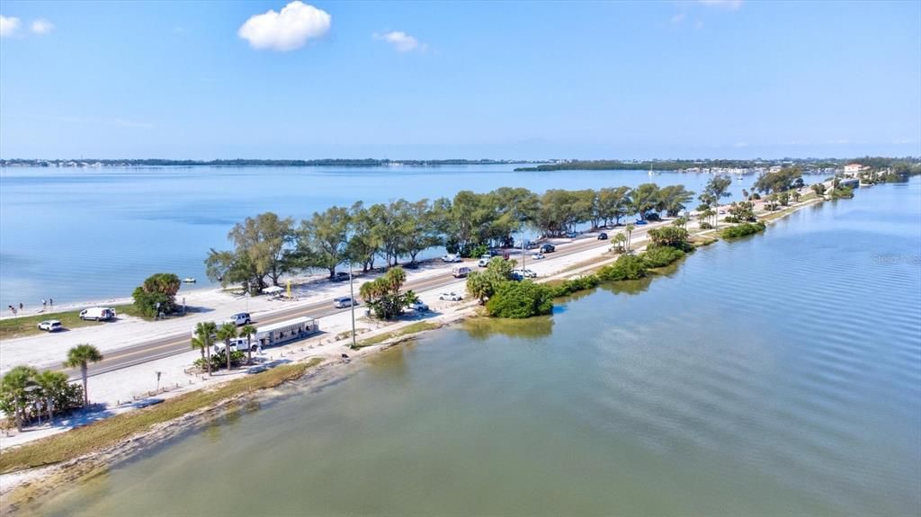 На продажу: $329,900 (0.25 acres)