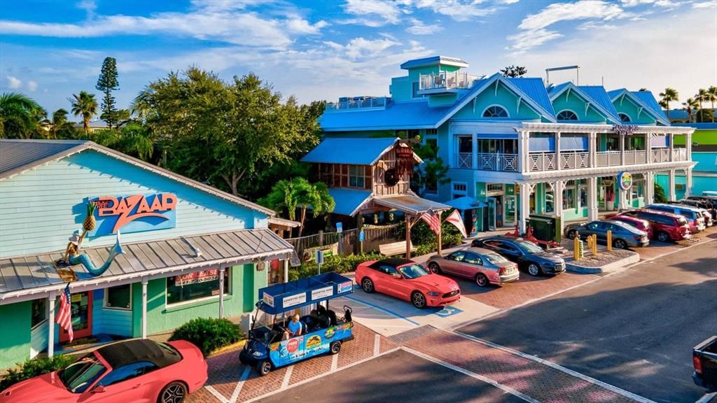 На продажу: $329,900 (0.25 acres)