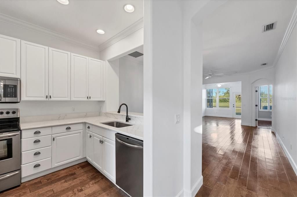 En Venta: $330,000 (2 camas, 2 baños, 1264 Pies cuadrados)