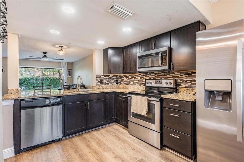 En Venta: $259,000 (2 camas, 2 baños, 1120 Pies cuadrados)