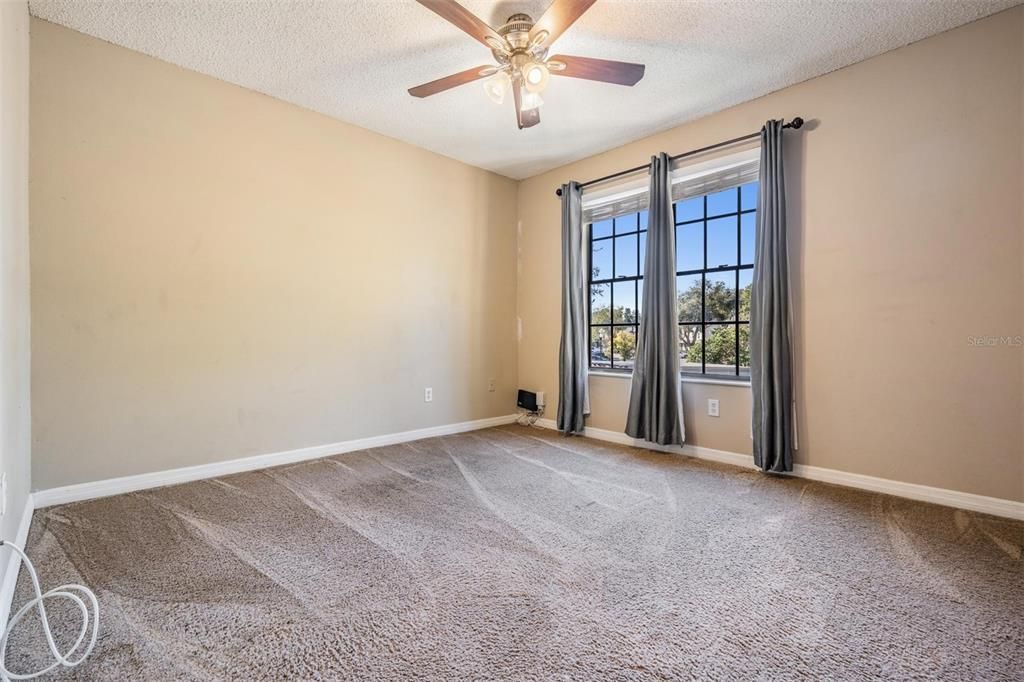 En Venta: $259,000 (2 camas, 2 baños, 1120 Pies cuadrados)