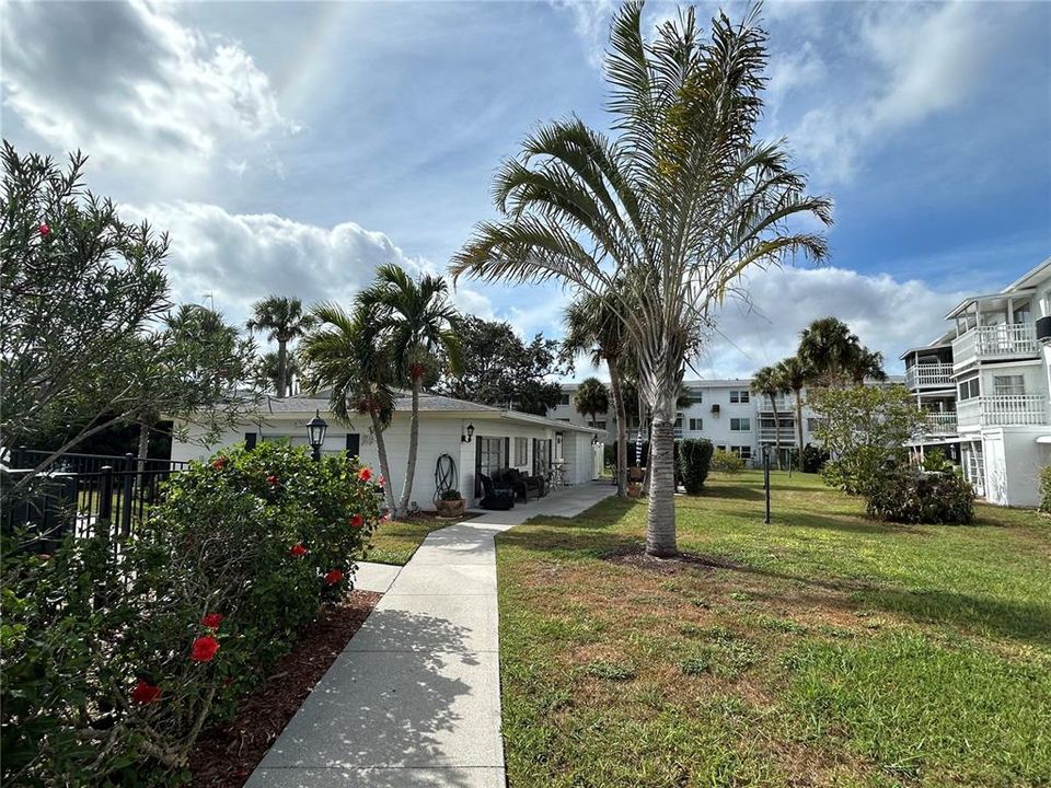 For Sale: $84,000 (1 beds, 1 baths, 493 Square Feet)