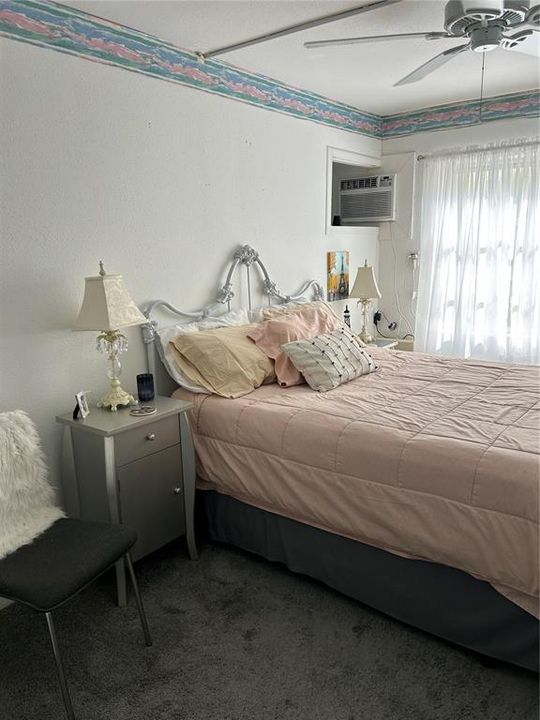 For Sale: $84,000 (1 beds, 1 baths, 493 Square Feet)