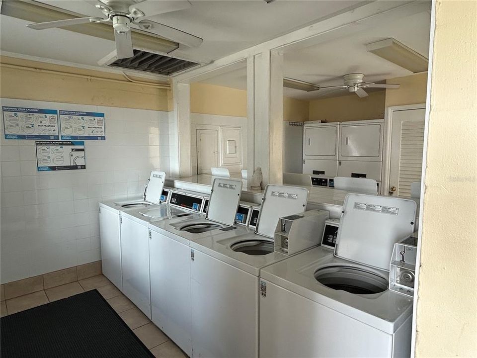 For Sale: $84,000 (1 beds, 1 baths, 493 Square Feet)