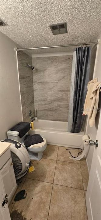 Activo con contrato: $389,000 (6 camas, 0 baños, 1872 Pies cuadrados)