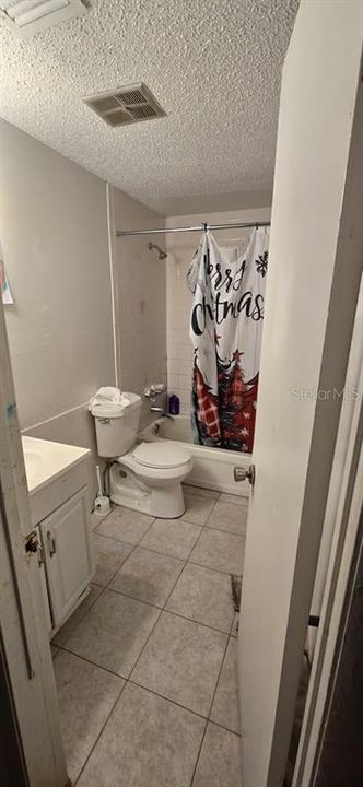 Activo con contrato: $389,000 (6 camas, 0 baños, 1872 Pies cuadrados)