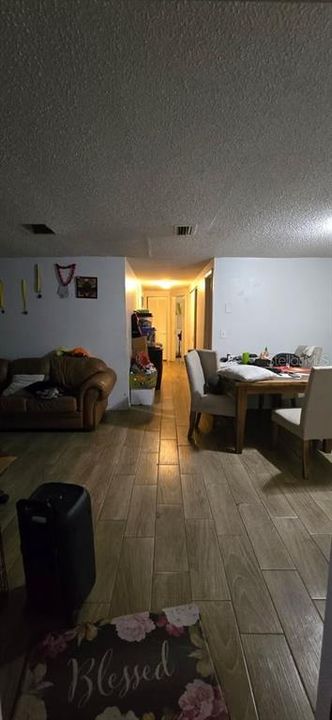 Activo con contrato: $389,000 (6 camas, 0 baños, 1872 Pies cuadrados)