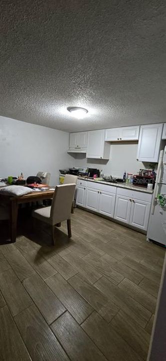 Activo con contrato: $389,000 (6 camas, 0 baños, 1872 Pies cuadrados)