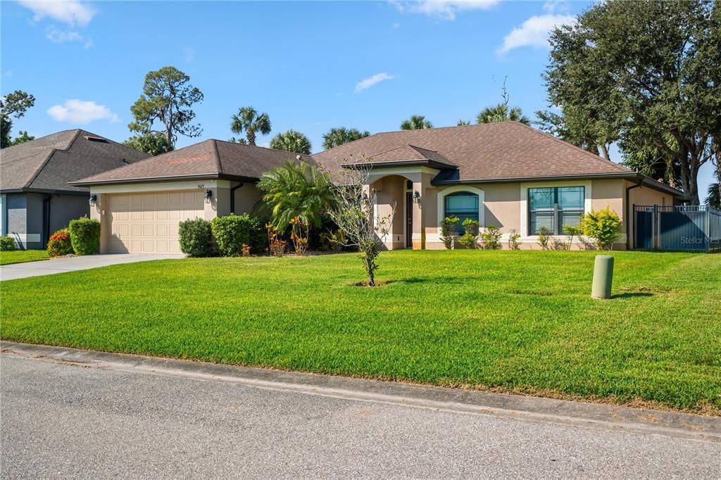 For Rent: $3,200 (3 beds, 2 baths, 1824 Square Feet)