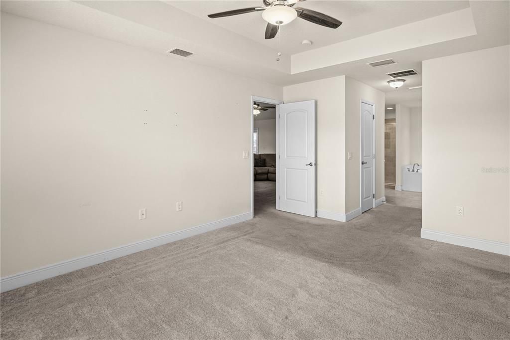 For Rent: $3,200 (3 beds, 2 baths, 1824 Square Feet)