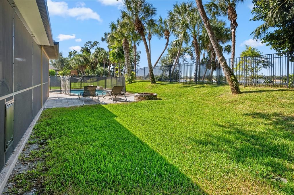 For Rent: $3,200 (3 beds, 2 baths, 1824 Square Feet)