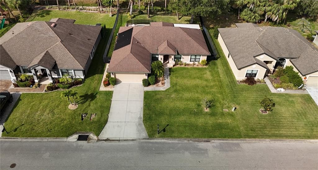 For Rent: $3,200 (3 beds, 2 baths, 1824 Square Feet)