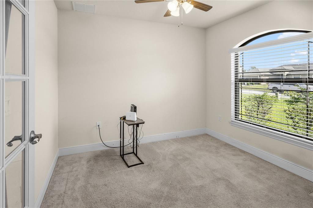 For Rent: $3,200 (3 beds, 2 baths, 1824 Square Feet)