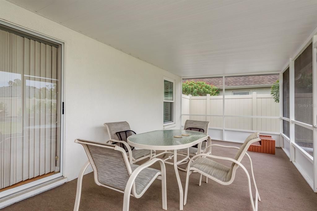 На продажу: $489,500 (4 спален, 2 ванн, 1745 Квадратных фут)