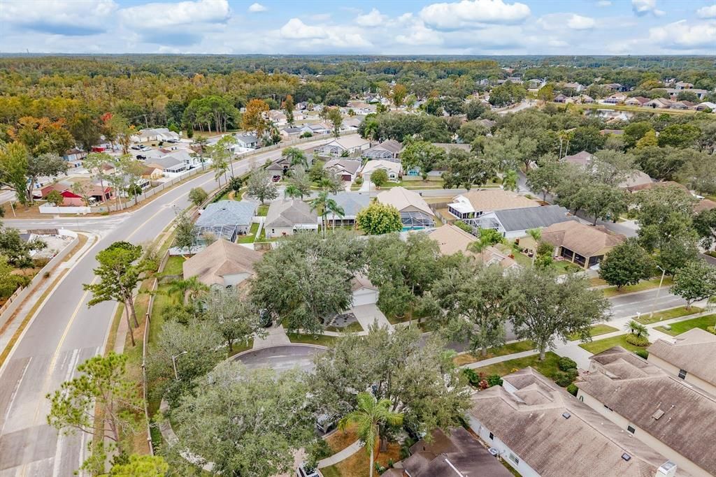 На продажу: $489,500 (4 спален, 2 ванн, 1745 Квадратных фут)