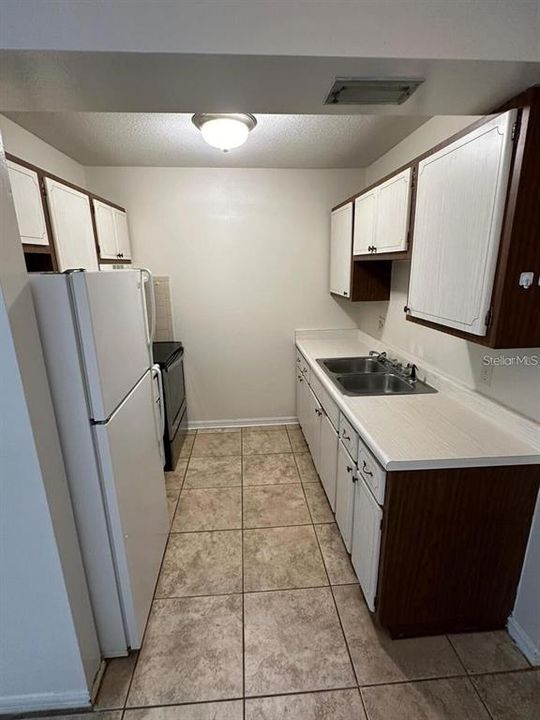 En Renta: $1,050 (2 camas, 1 baños, 700 Pies cuadrados)