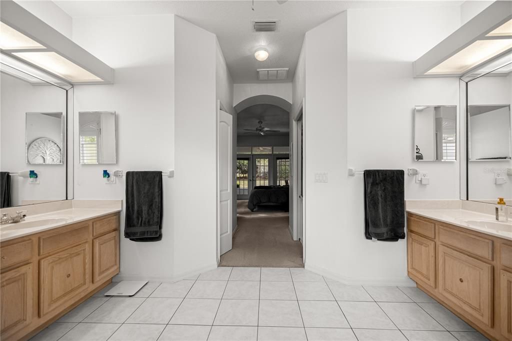 For Sale: $410,000 (3 beds, 2 baths, 2047 Square Feet)