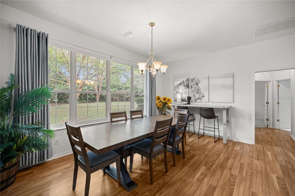 For Sale: $410,000 (3 beds, 2 baths, 2047 Square Feet)