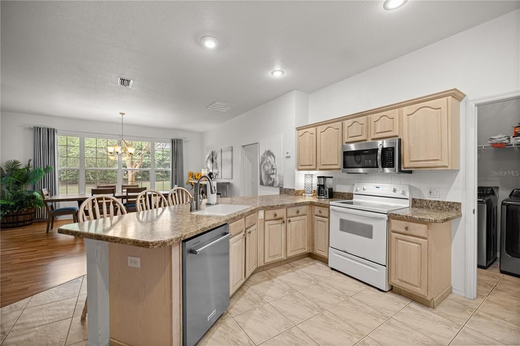 For Sale: $410,000 (3 beds, 2 baths, 2047 Square Feet)