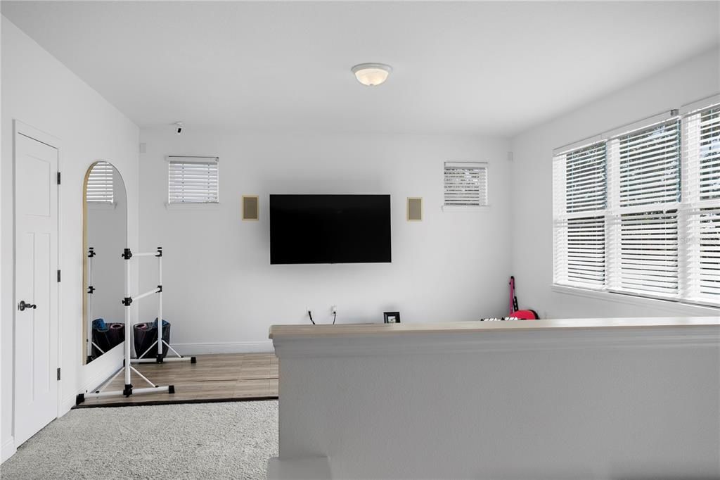 待售: $640,000 (5 贝兹, 3 浴室, 2912 平方英尺)