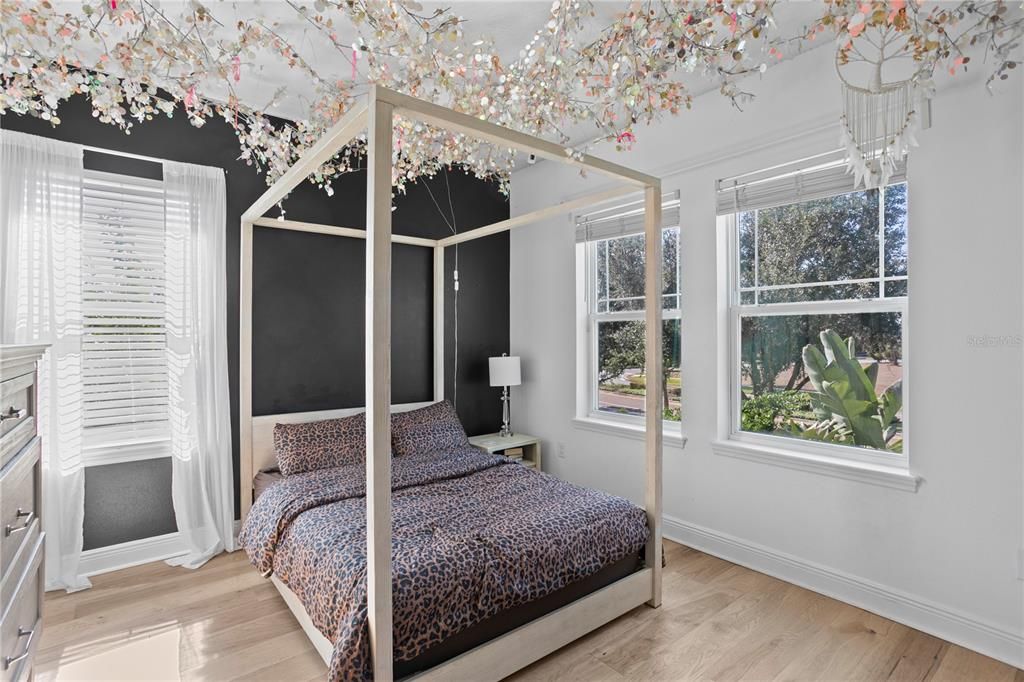 待售: $640,000 (5 贝兹, 3 浴室, 2912 平方英尺)