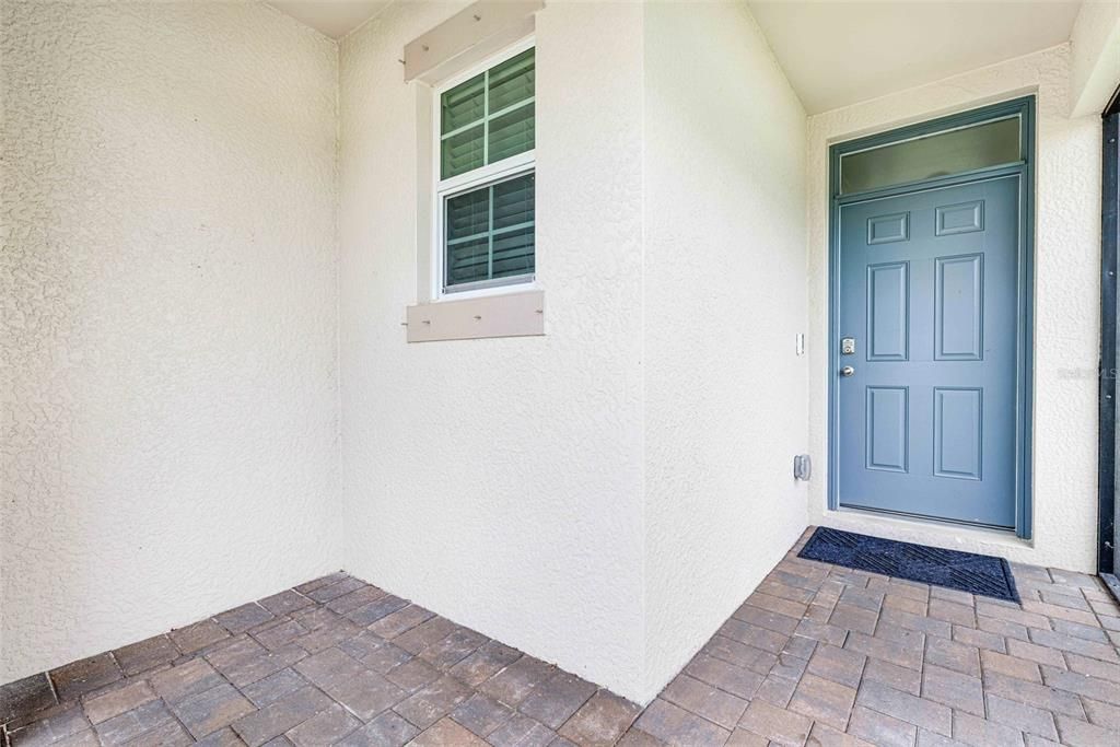 For Sale: $299,000 (2 beds, 2 baths, 1616 Square Feet)