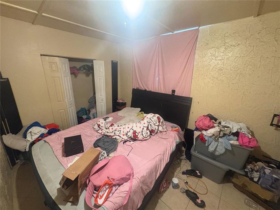 待售: $239,000 (5 贝兹, 3 浴室, 1521 平方英尺)