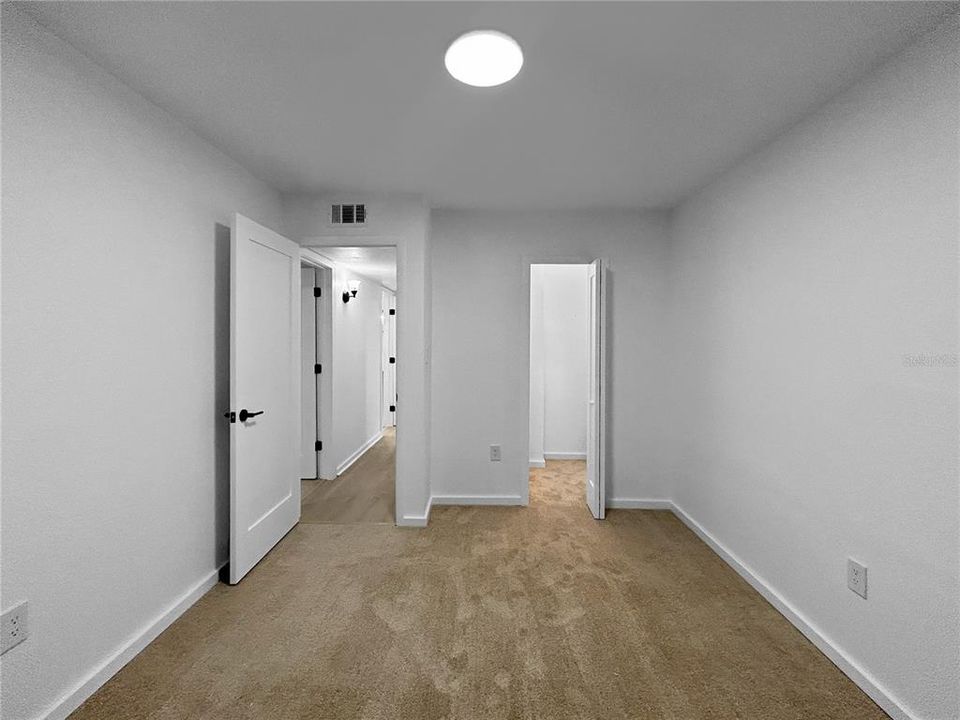 待售: $199,990 (3 贝兹, 2 浴室, 893 平方英尺)