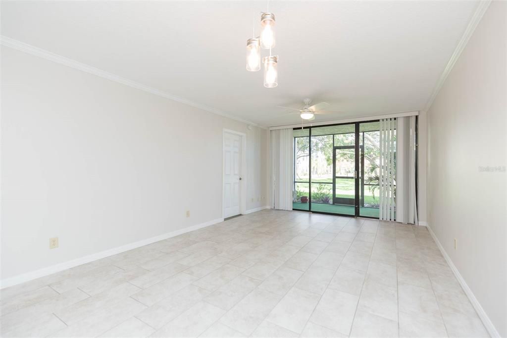 For Rent: $1,795 (2 beds, 2 baths, 955 Square Feet)