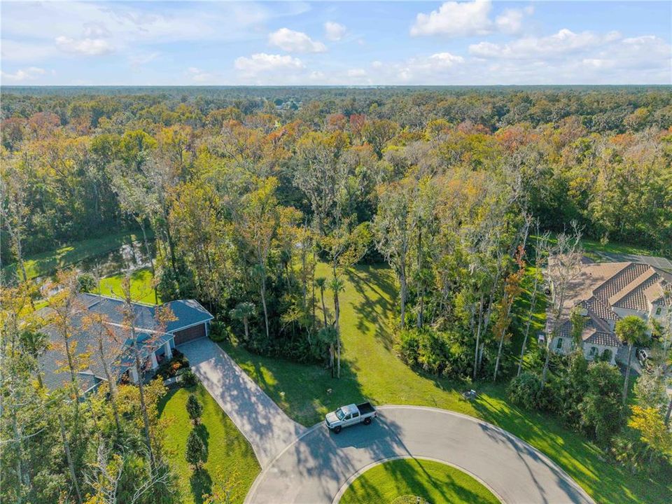 待售: $299,000 (2.66 acres)