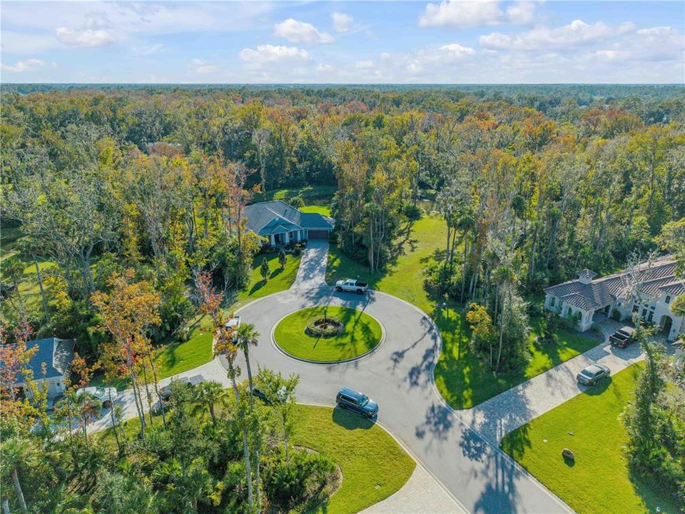 待售: $299,000 (2.66 acres)