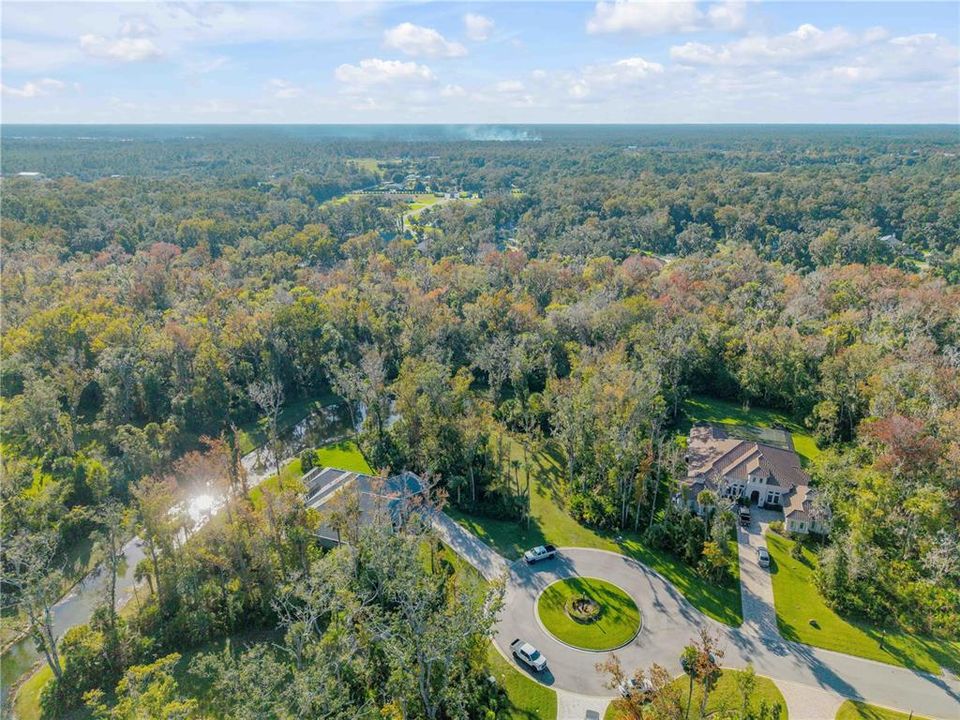 待售: $299,000 (2.66 acres)