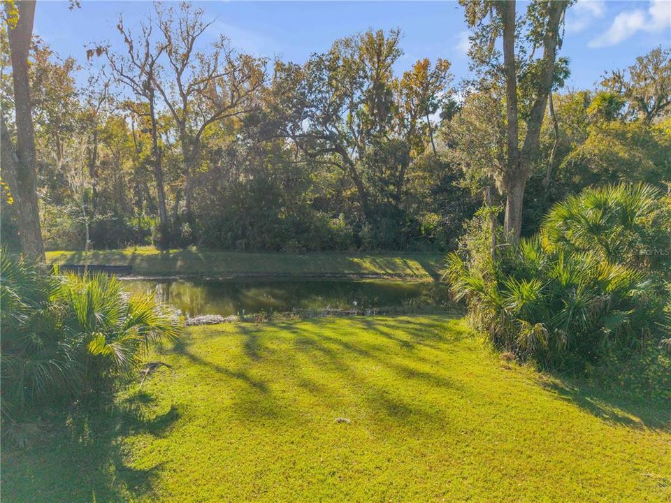 待售: $299,000 (2.66 acres)