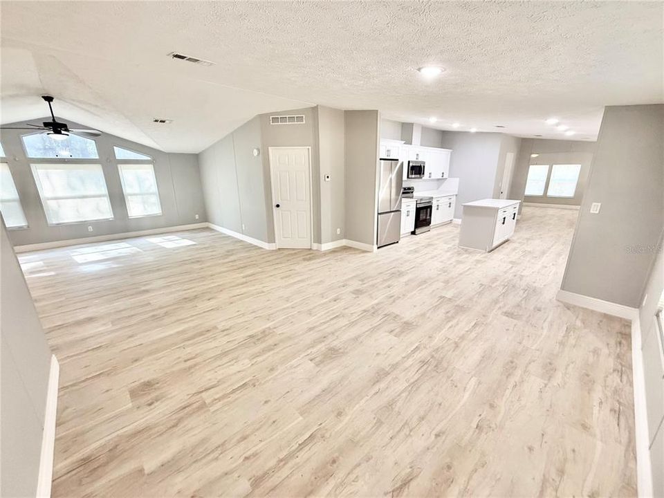 待售: $289,900 (3 贝兹, 2 浴室, 2280 平方英尺)