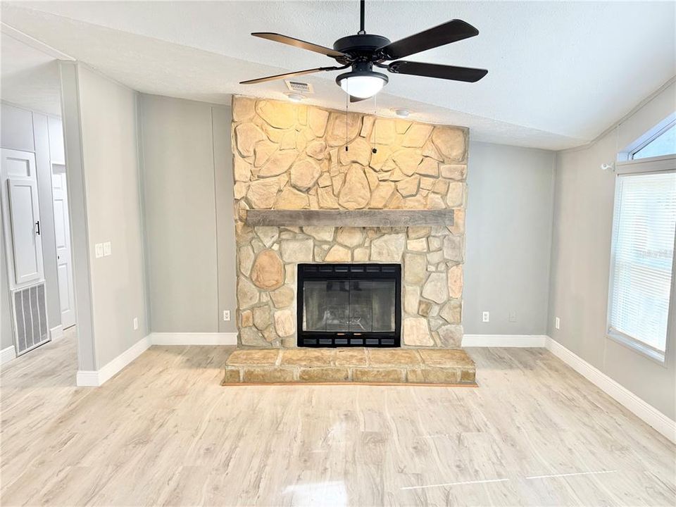 待售: $289,900 (3 贝兹, 2 浴室, 2280 平方英尺)