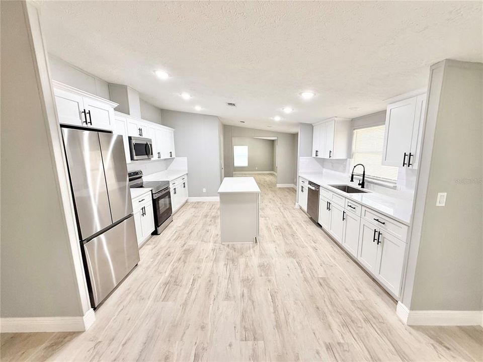 待售: $289,900 (3 贝兹, 2 浴室, 2280 平方英尺)