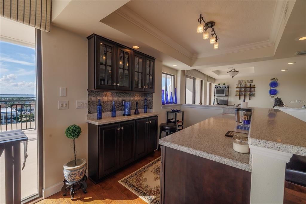 待售: $1,275,000 (3 贝兹, 2 浴室, 2543 平方英尺)