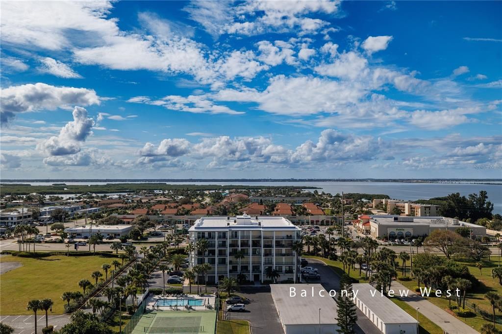 待售: $1,275,000 (3 贝兹, 2 浴室, 2543 平方英尺)