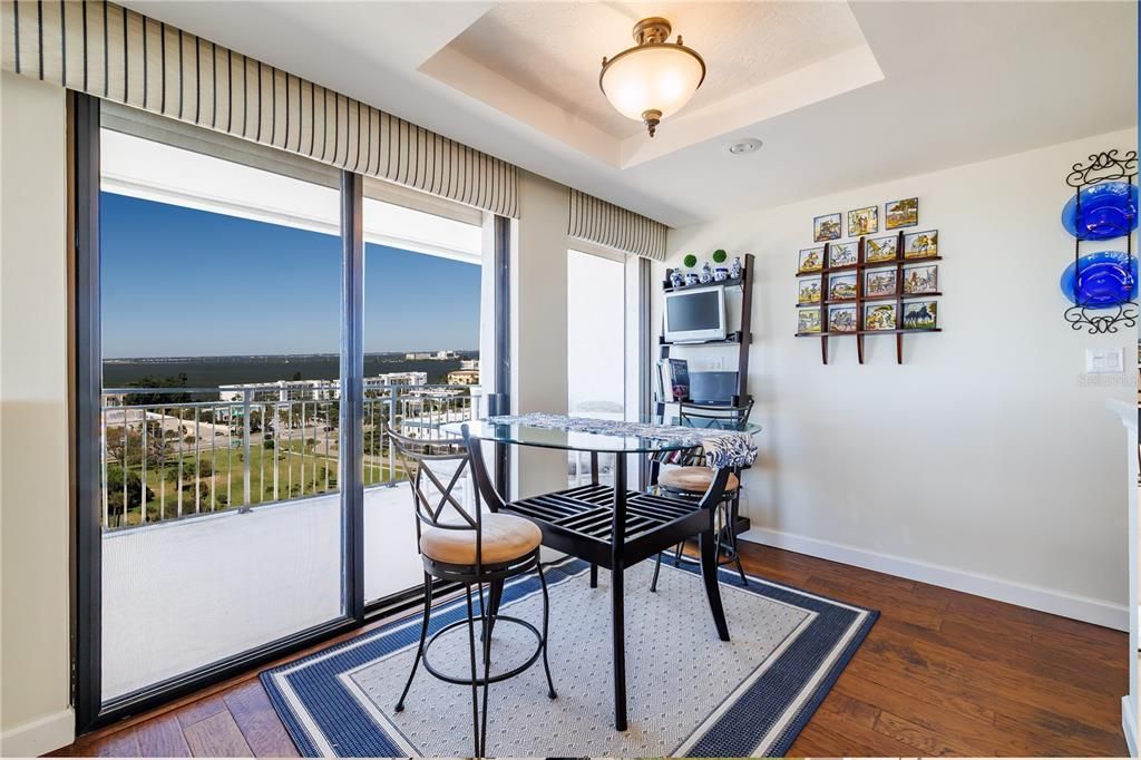 待售: $1,275,000 (3 贝兹, 2 浴室, 2543 平方英尺)