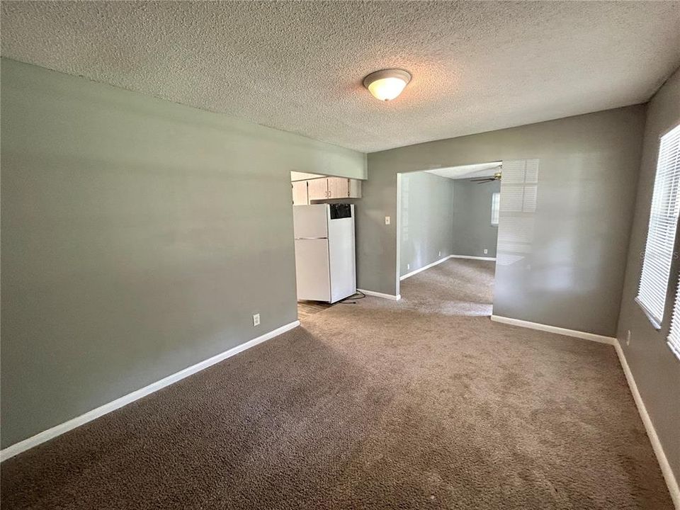 出租: $1,750 (3 贝兹, 1 浴室, 946 平方英尺)