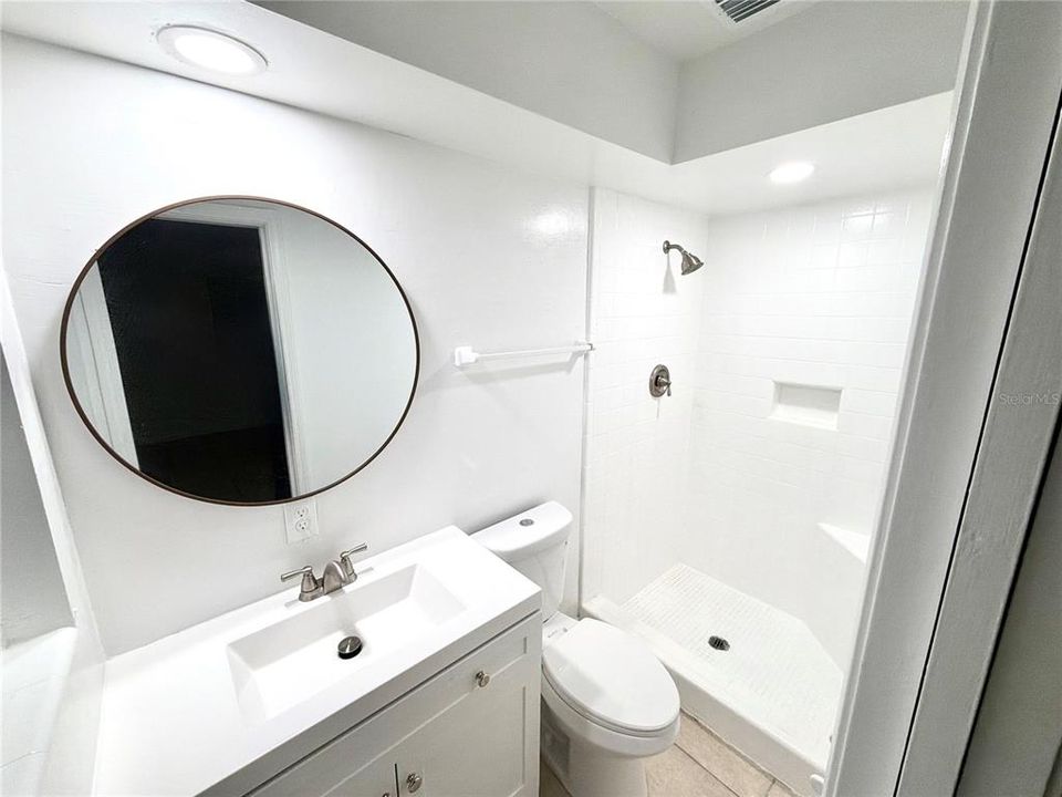 For Rent: $2,750 (3 beds, 2 baths, 1415 Square Feet)