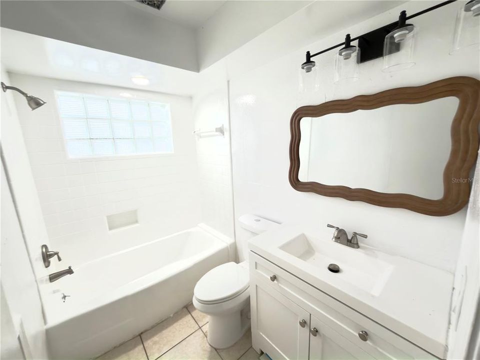 For Rent: $2,750 (3 beds, 2 baths, 1415 Square Feet)