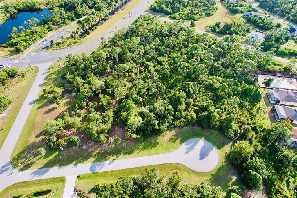 En Venta: $599,900 (4.92 acres)