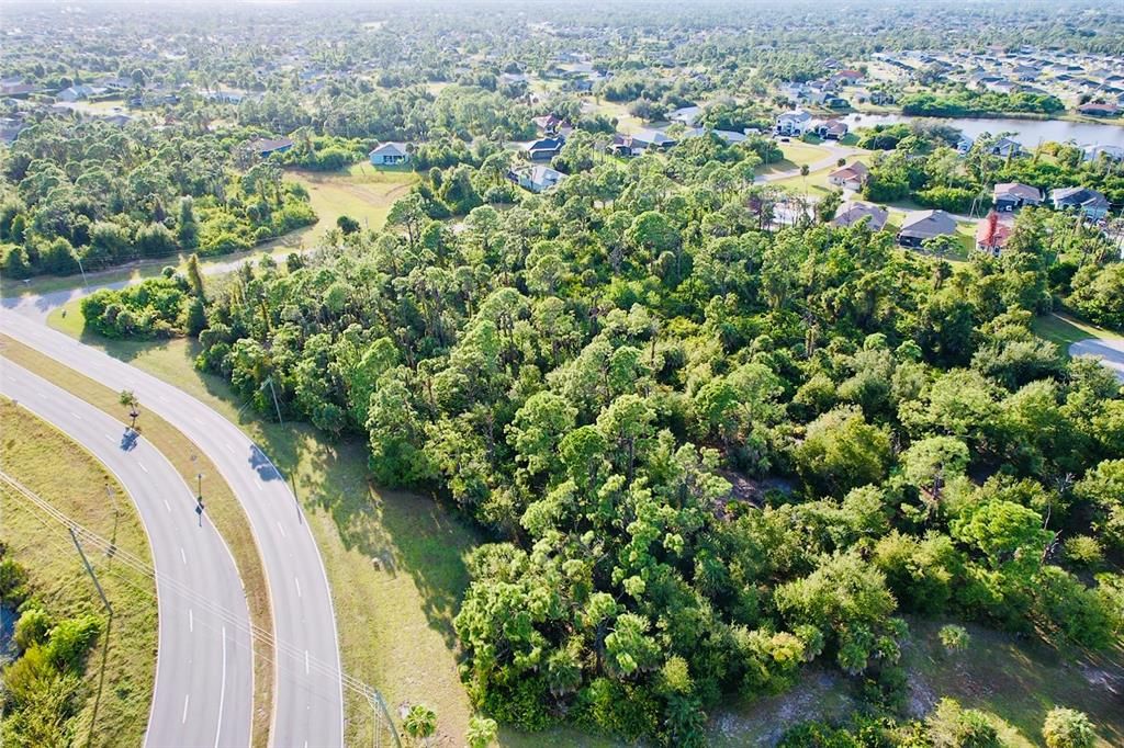 En Venta: $599,900 (4.92 acres)