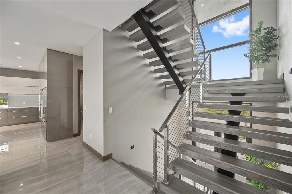 待售: $4,800,000 (6 贝兹, 4 浴室, 3926 平方英尺)