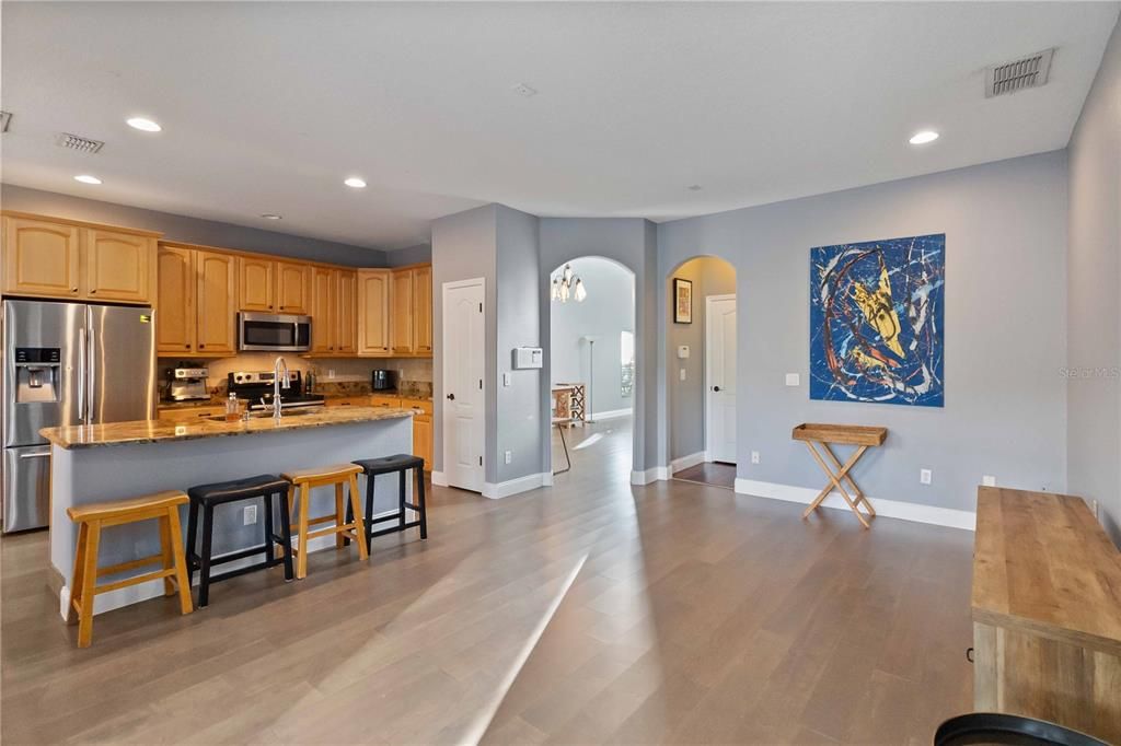 待售: $635,000 (4 贝兹, 3 浴室, 2476 平方英尺)