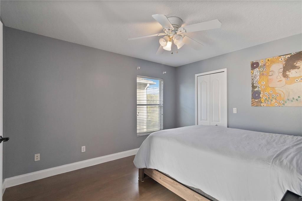 待售: $635,000 (4 贝兹, 3 浴室, 2476 平方英尺)