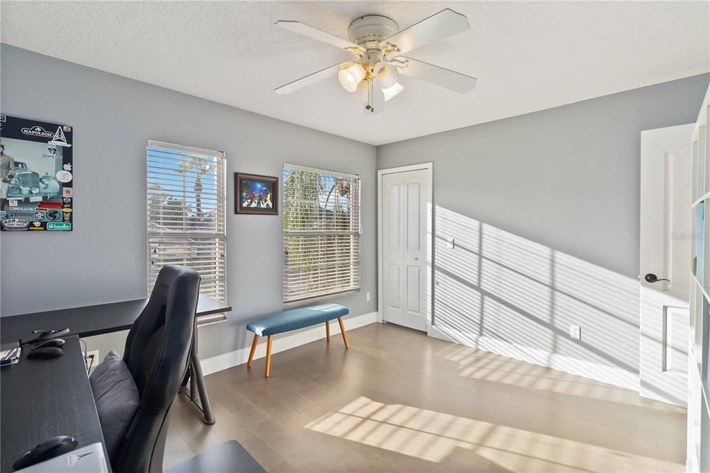 待售: $635,000 (4 贝兹, 3 浴室, 2476 平方英尺)